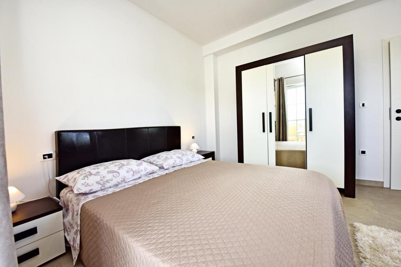 Apartman Melita Пореч Екстериор снимка